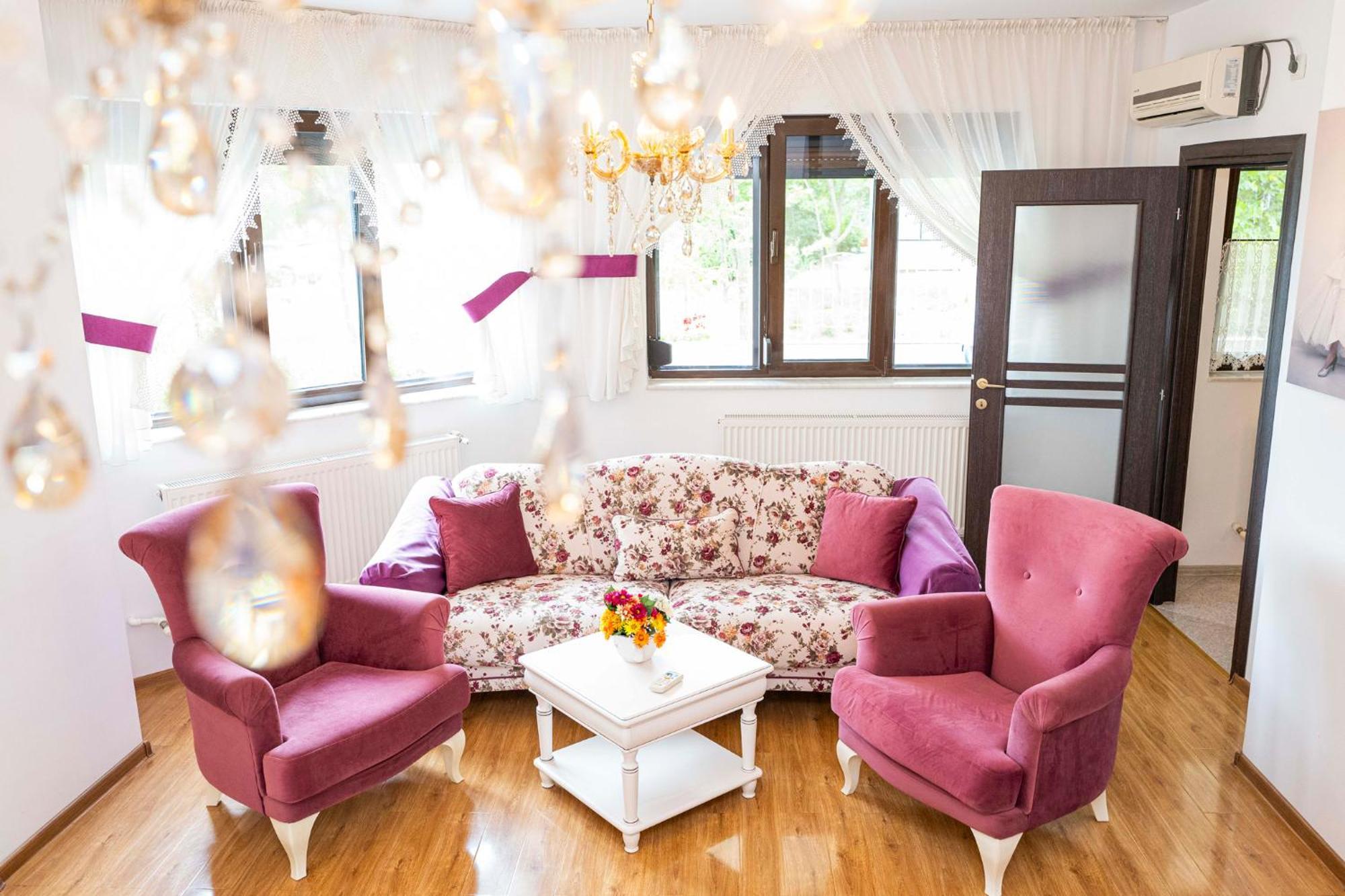 Noblesse Suite Galati  Luaran gambar